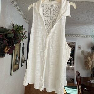 Aeropostale White Lace Detail Top